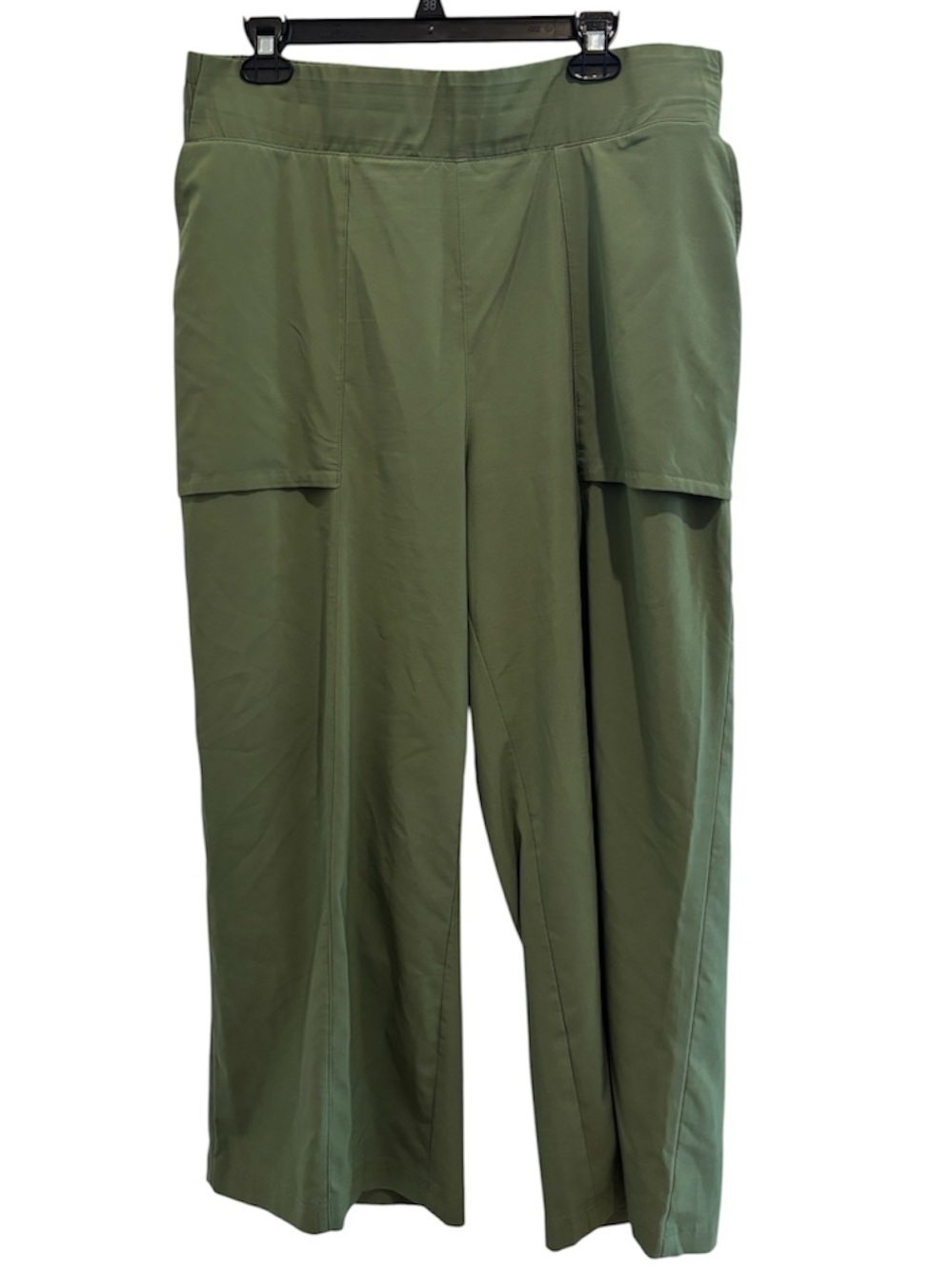 Columbia Women’s Boundless Beauty Wide Leg Capris XL